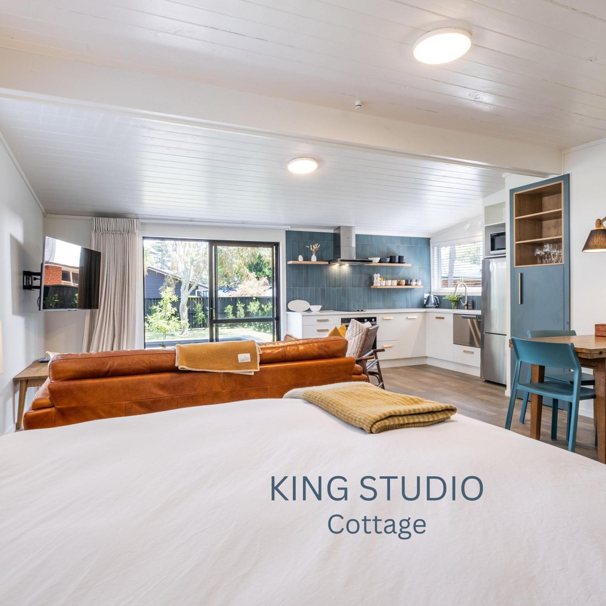 The Quarters Villa Turangi Exterior photo