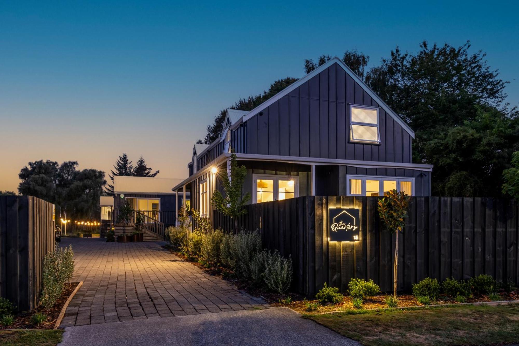 The Quarters Villa Turangi Exterior photo